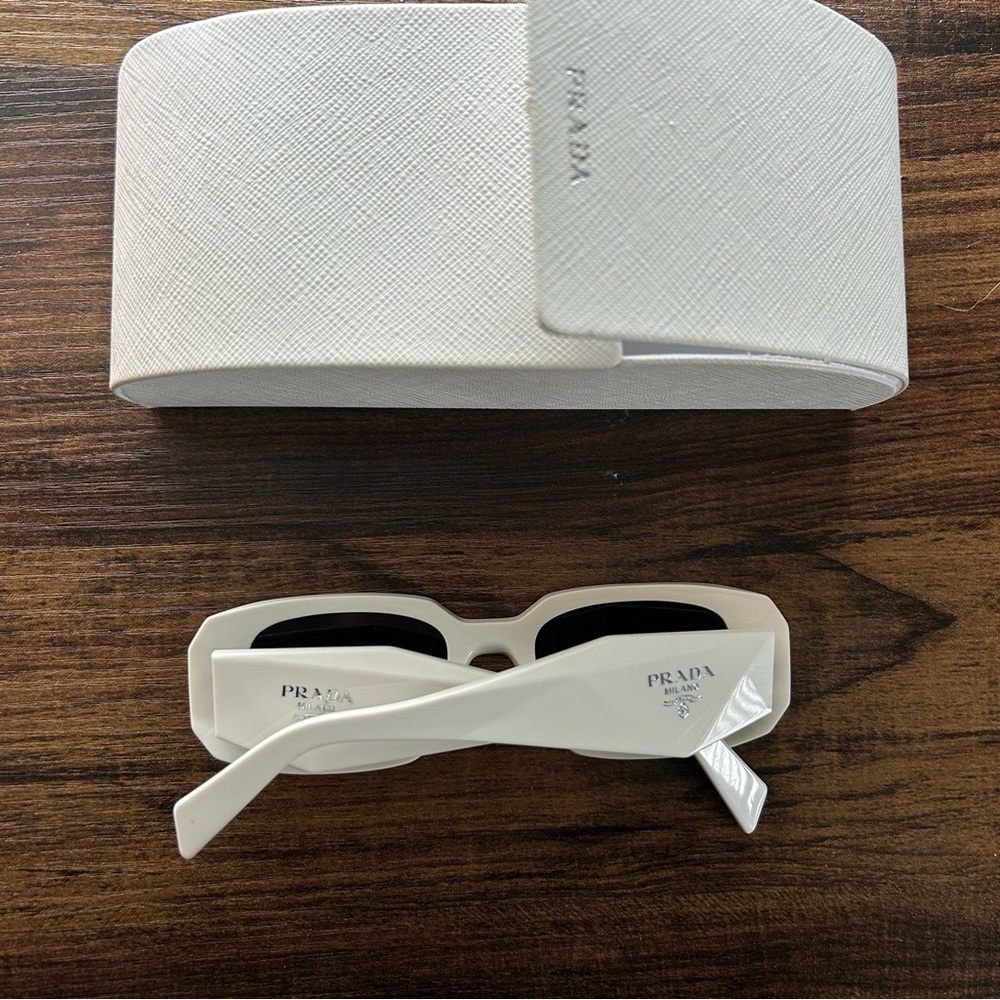 Prada White Rectangular Sunglasses With Case - image 7